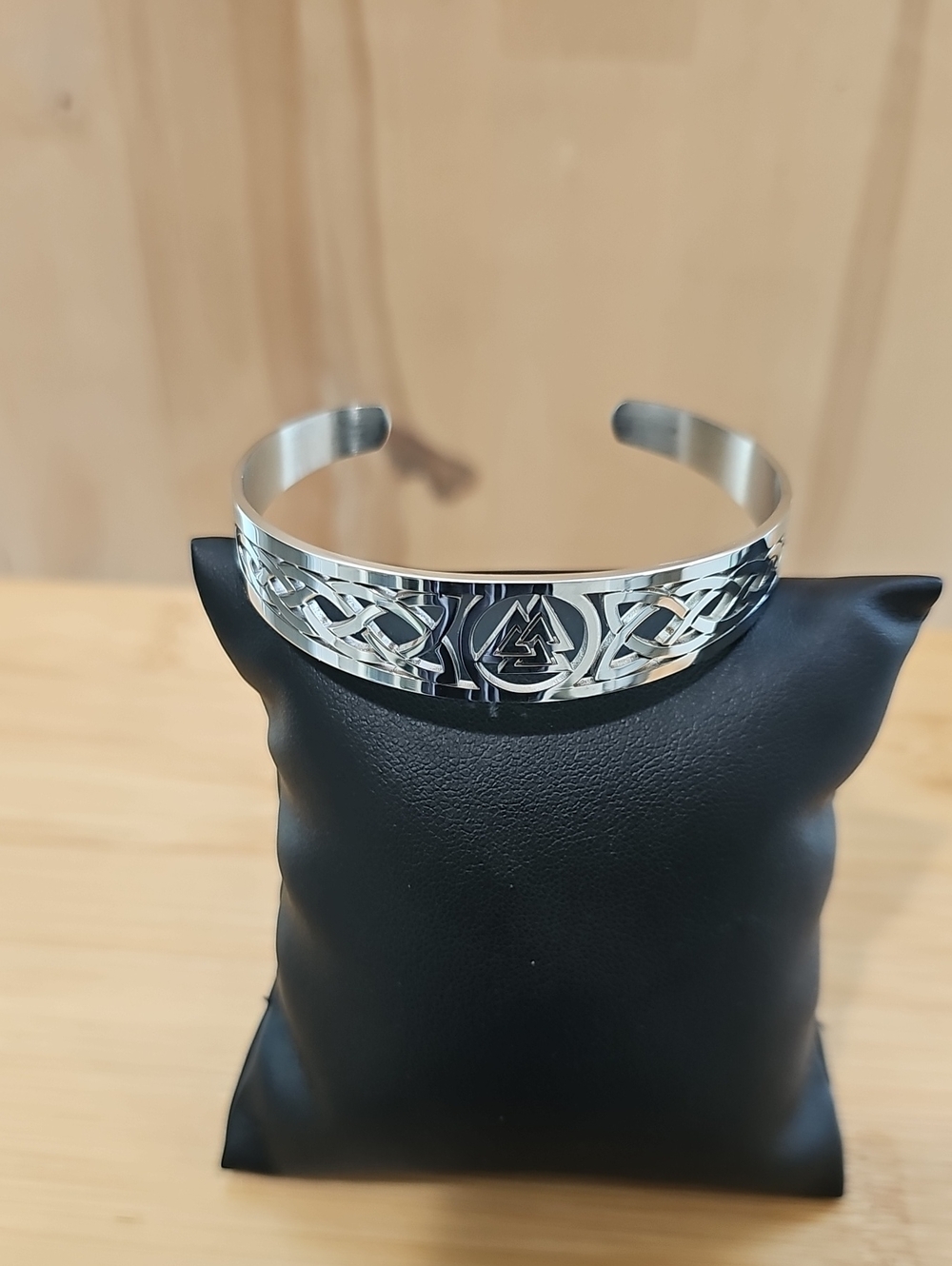 Stainless Steel Celtic Knot Women's/Men's Cuff Bracelet